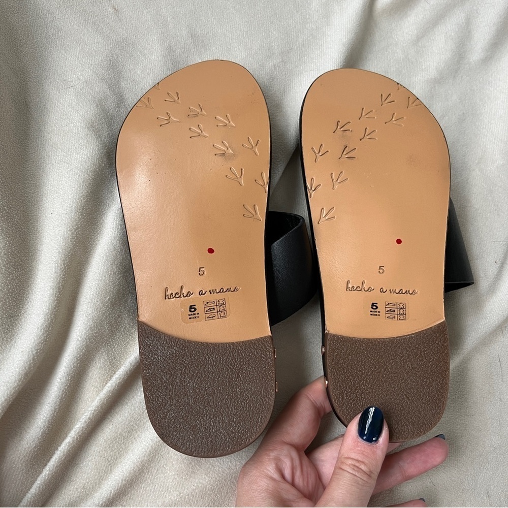 Beek Finch Handmade Leather Slide Sandals Black Ring Tan Women’s Size 5 NWOT - Picture 8 of 8